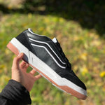 VANS HYLANE
