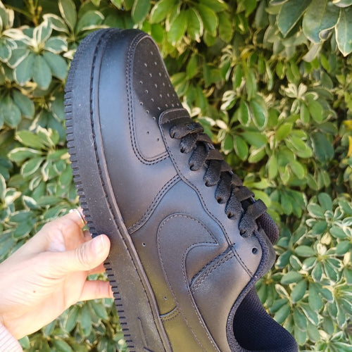 NIKE AIR FORCE
